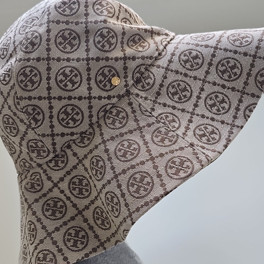 NWT ToryBurch T Monogram Bucket Hat Hazel With Gold Details